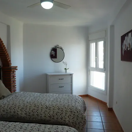 Tahiti, Bluewater Apartment Nerja