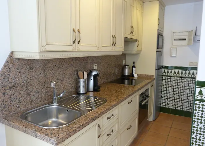 Tahiti, Bluewater Apartment